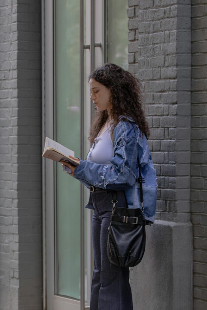 Casual Campus Apt New York Outfit