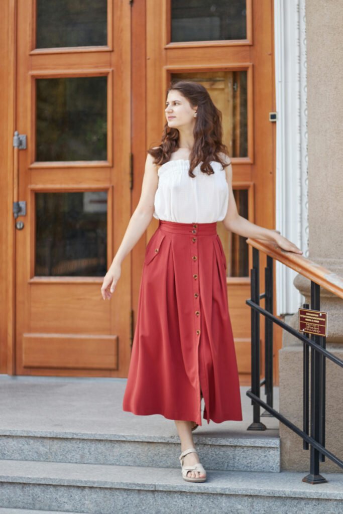 Chic Button Down Pleated Skirt Outfit