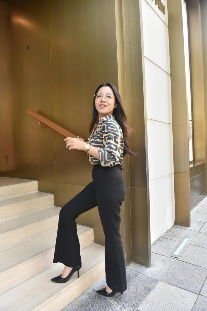 Chic Spring Work Outfit