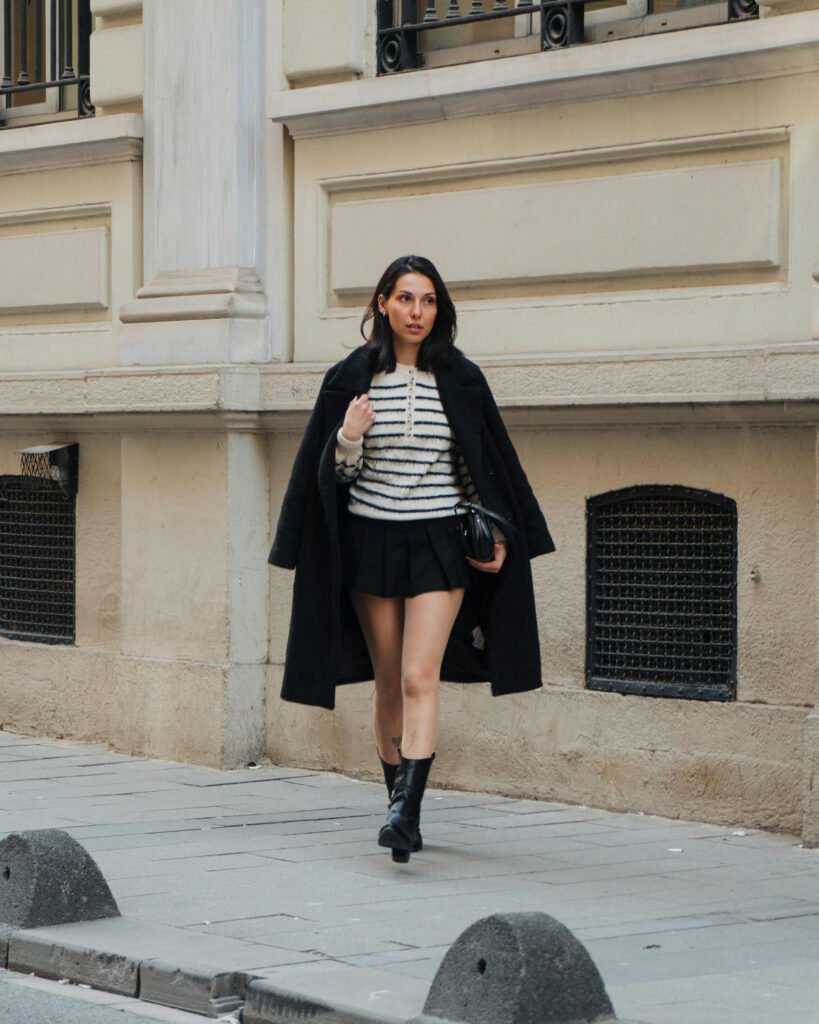 Classy and Simple Black and White Outfit