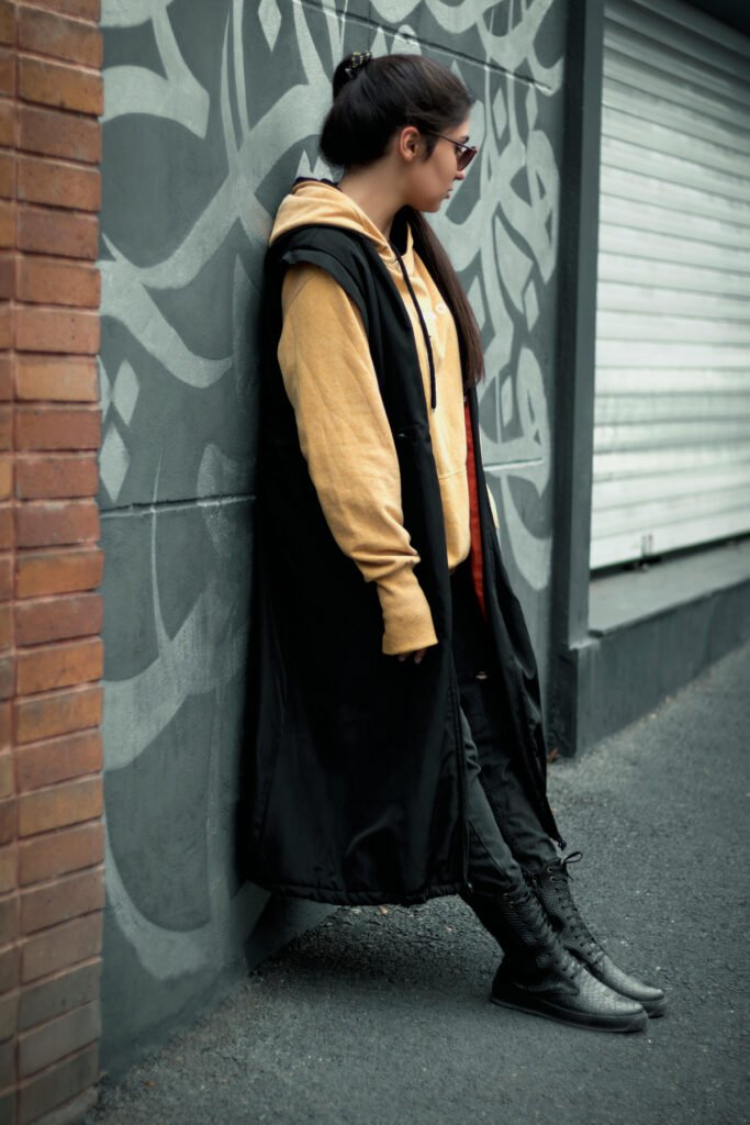 Cozy Urban Black Jeans Outfit