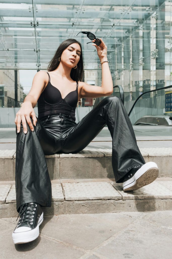 Fitted Chic Leather Pants Outfit