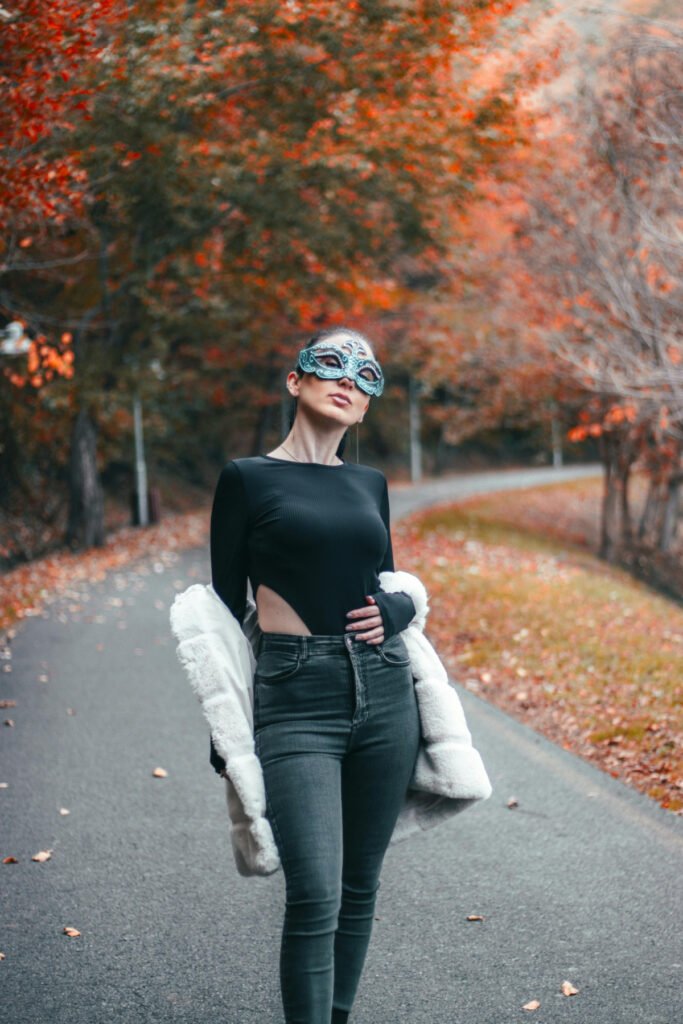 Laid Back Casual Black Jeans Outfit