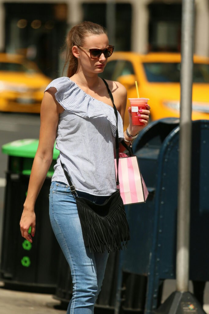 Laid Back and Casual New York Outfit