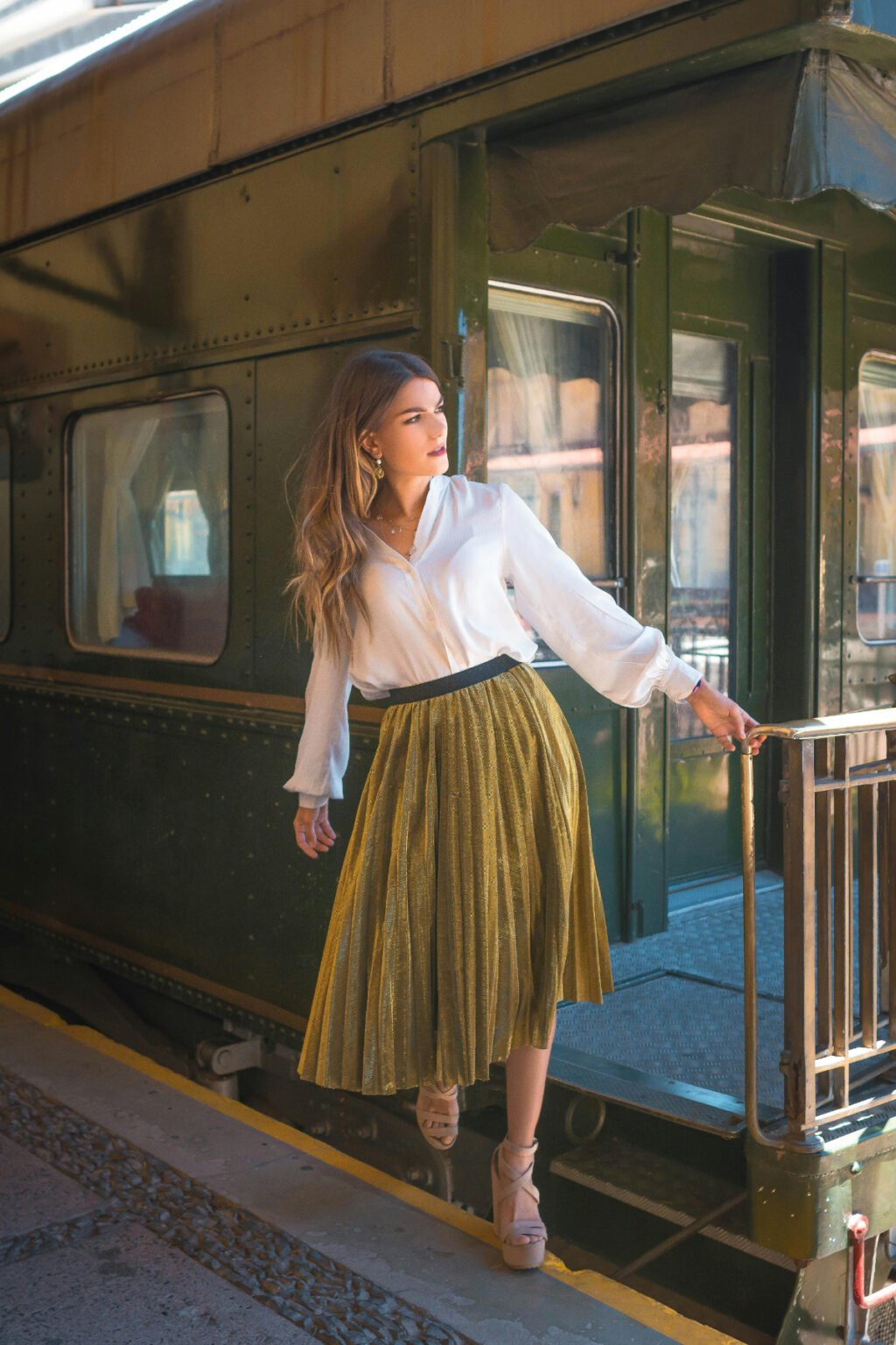 Minimal Pleated A-Line Skirt main image 1