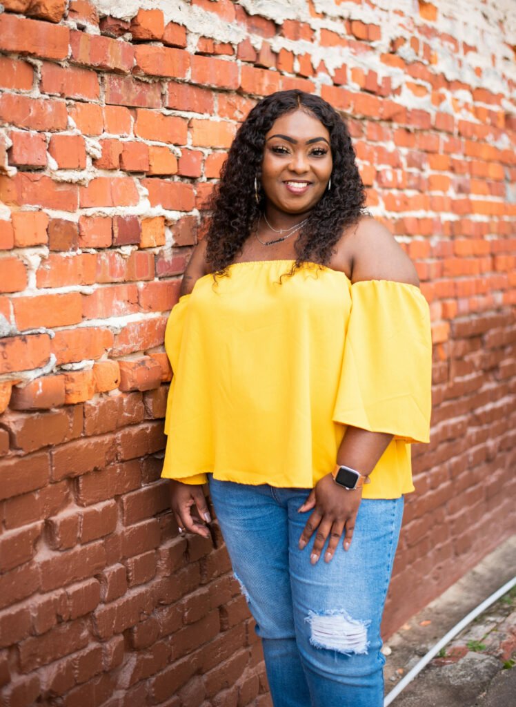 Minimal Plus Size Summer Outfit