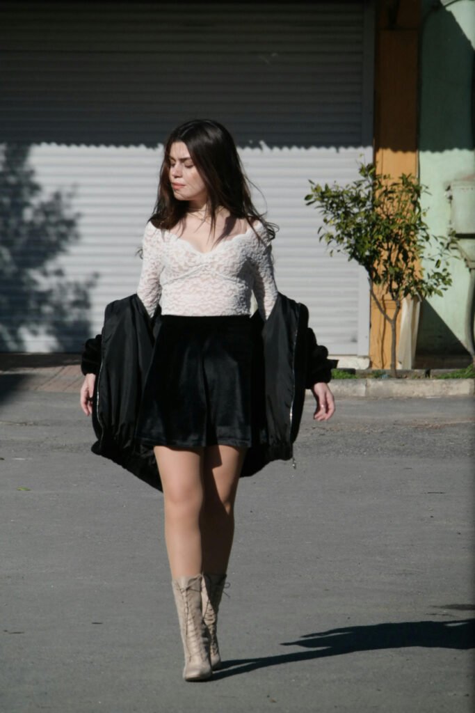 Minimally Chic Black and White Outfit