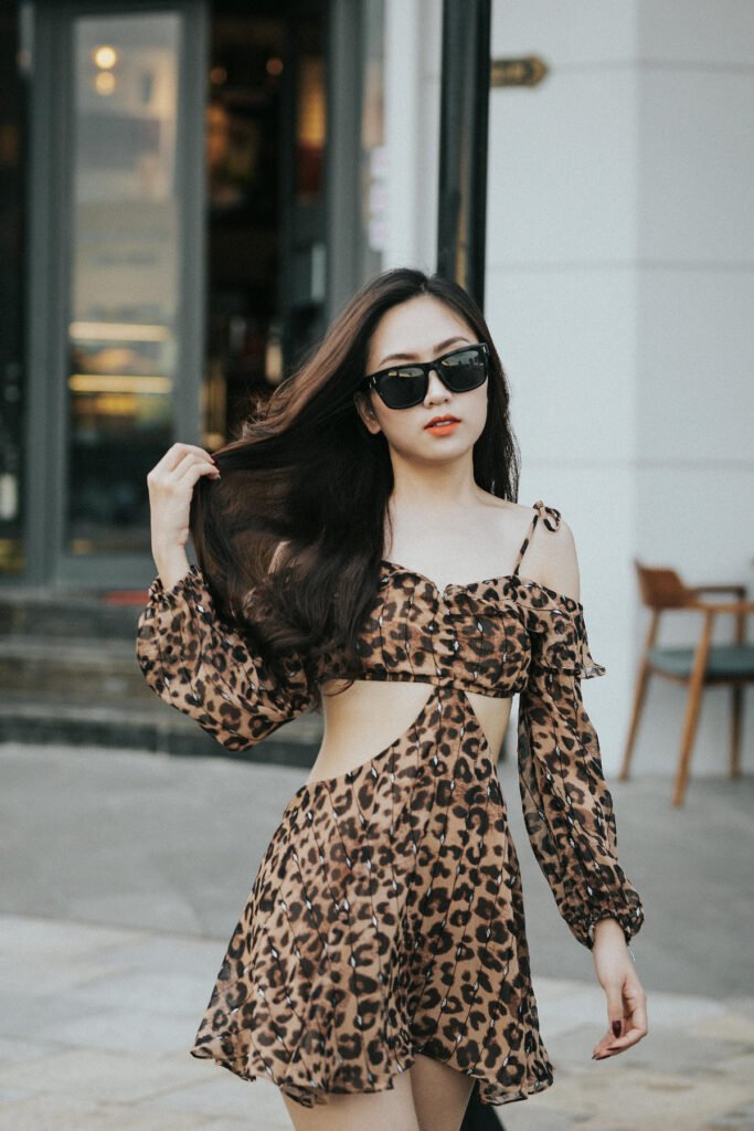 Minimally Chic Leopard Print Outfit