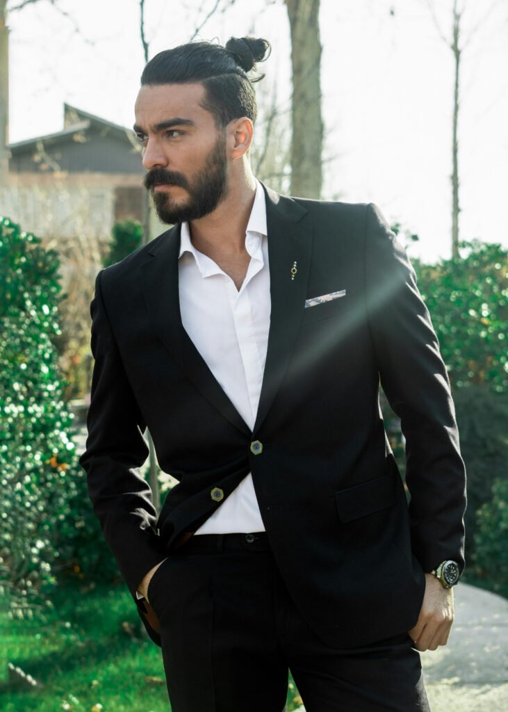 Minimally Classy Cocktail Outfits for Men