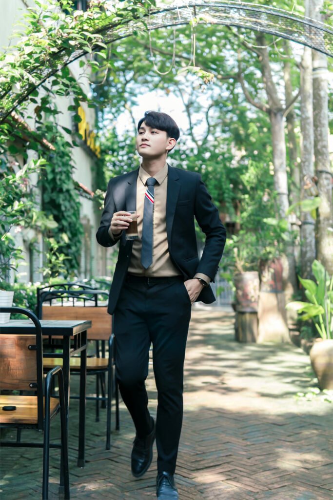 Preppy Cocktail Outfits for Men