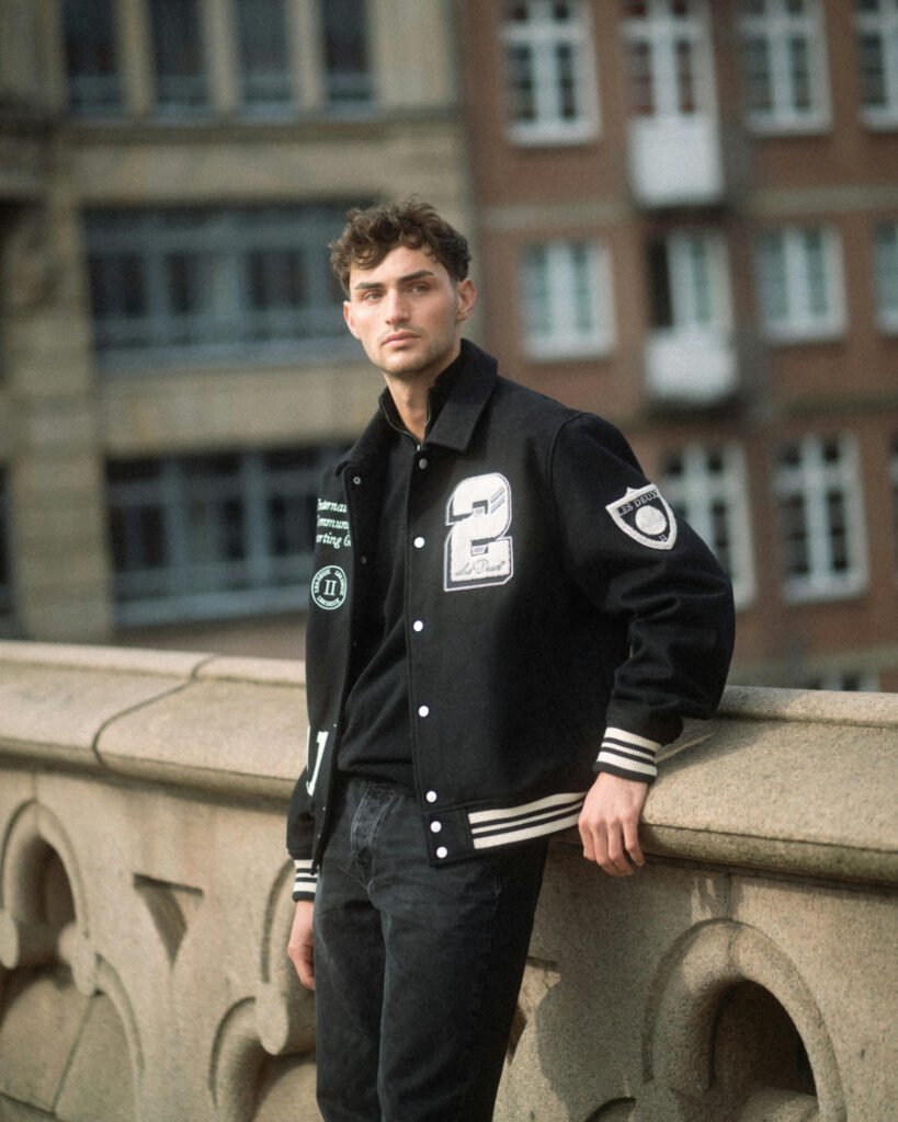 Retro All Black Outfit for Men