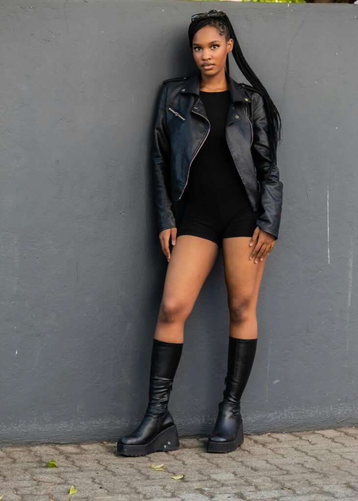 Solid Chic Leather Jacket Outfit