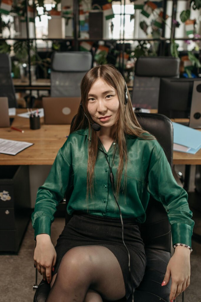 Solid and Subtle Spring Work Outfit