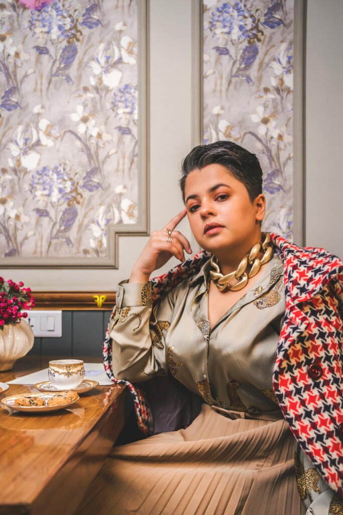 Sophisticated Pleated Skirt Outfit