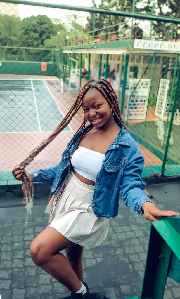 Sporty Pleated Skirt Outfit