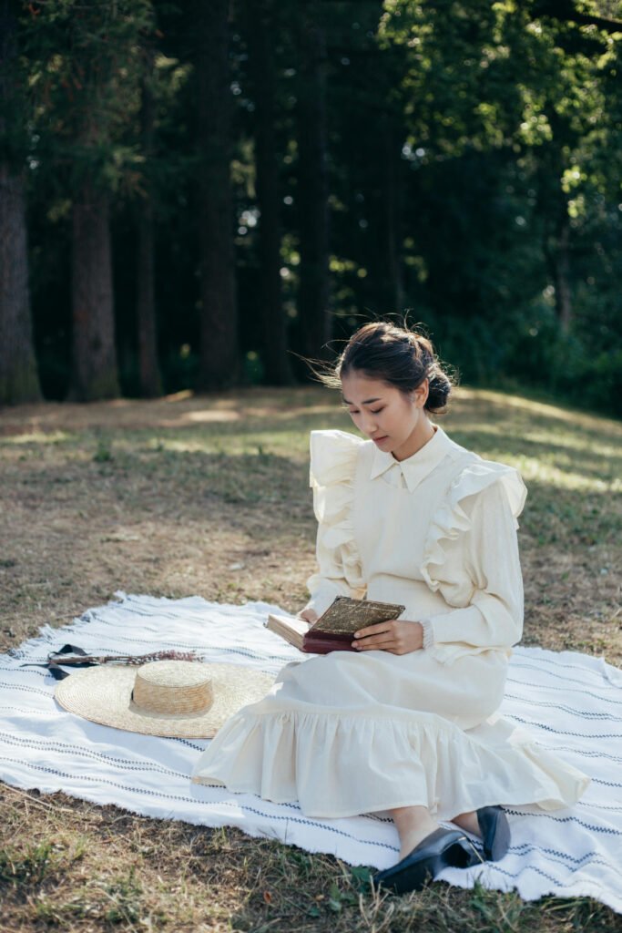 Victorian Style Picnic Outfit