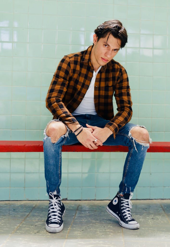 2010s Layered Summer Outfit for Men