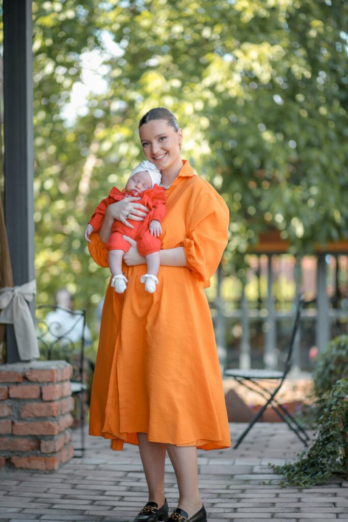 Bold Toned Mama and Daughter Outfit