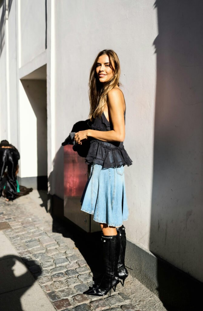 Statement Y2K Outfit