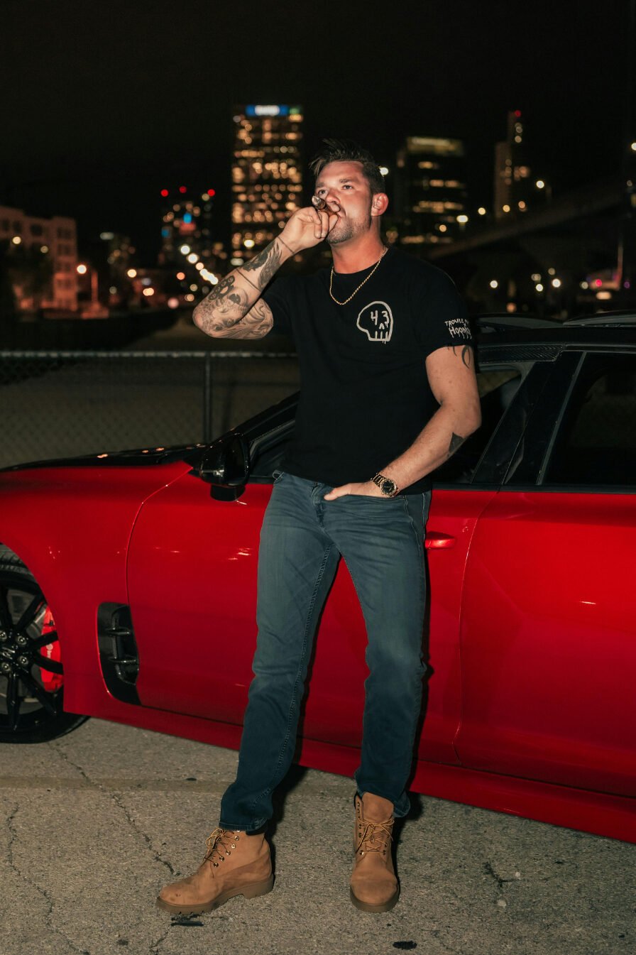 Comfy and Minimal Date Night Outfit for Men