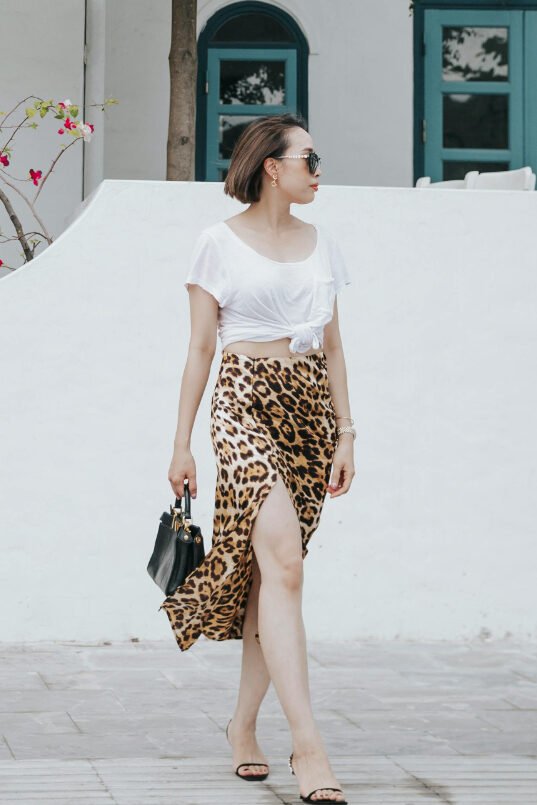 Relaxed Leopard Print Outfit