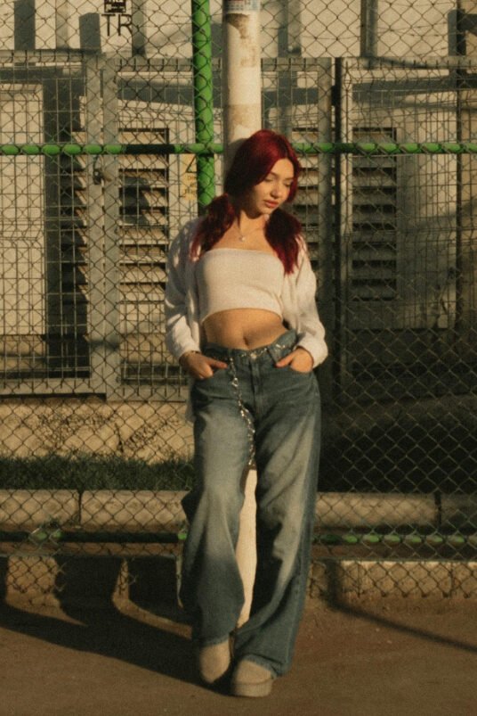 Summertime Baggy Jeans Outfit